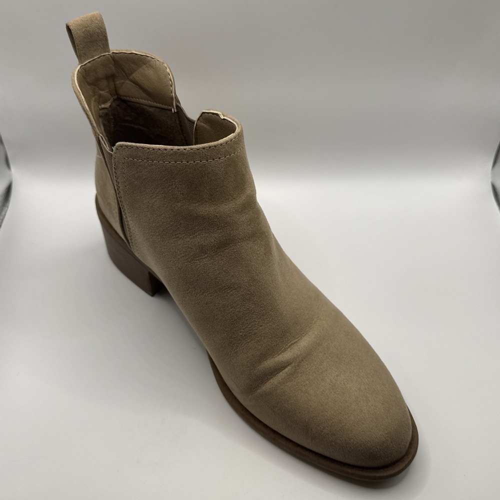 Esprit Breezy Chelsea Boots Womens US 8M Brown Synthetic Sole Almond Toe Slip On